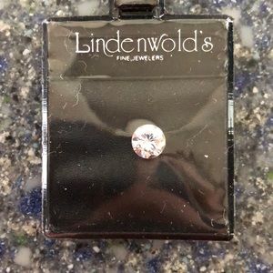 Cubic Zirconia Diamond, has authenticity papers